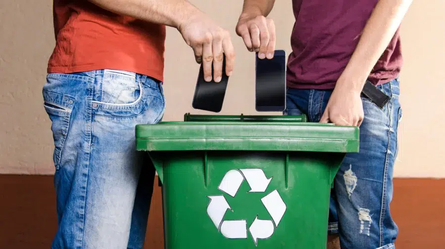 Mobile device recycling