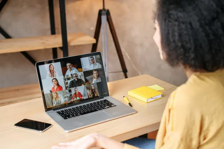 Online meeting about Microsoft teams and Zoom