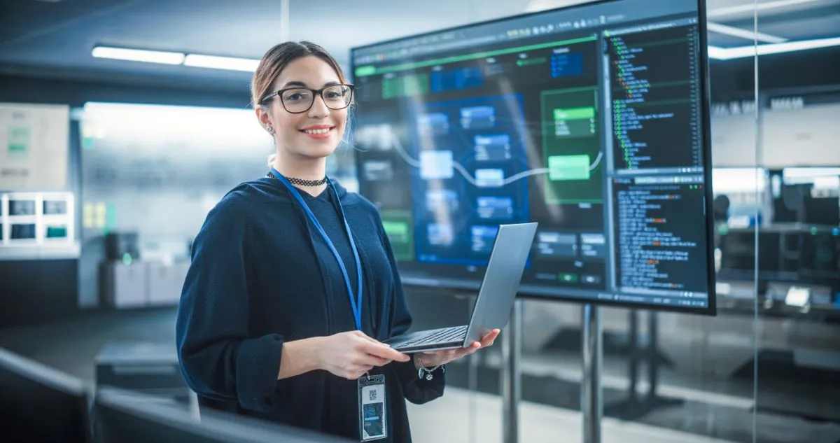 IT person working on artificial intelligence in SaaS management