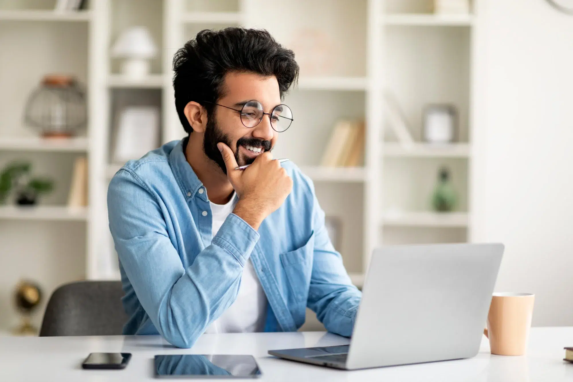 Guy checking how to streamline mobility management