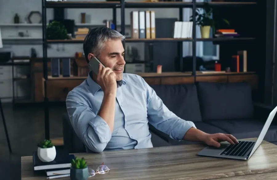 Business owner talking about deployments, strategies and benefits of BYOD